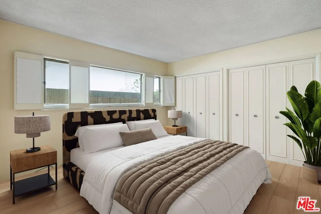 6619 S Bedford Avenue, Los Angeles, California 90056 home-pic-38